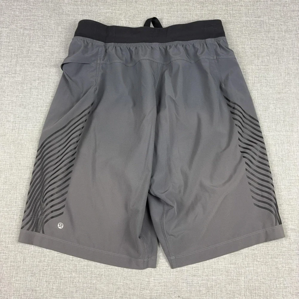 Lululemon Shorts Mens Medium Gray Striped Running Athletic 9 Inseam Drawstring